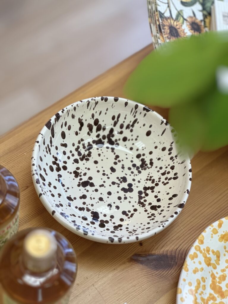 Pasta Skål Spruzzi Brun Stänkmålad Keramik Från Italien